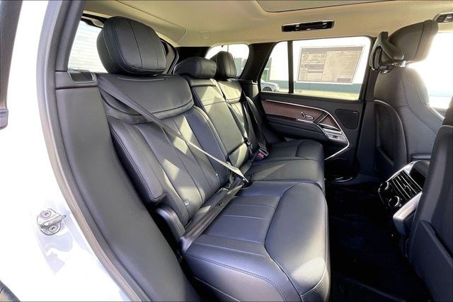 New 2026 Land Rover Range Rover SE AWD/4WD image 10