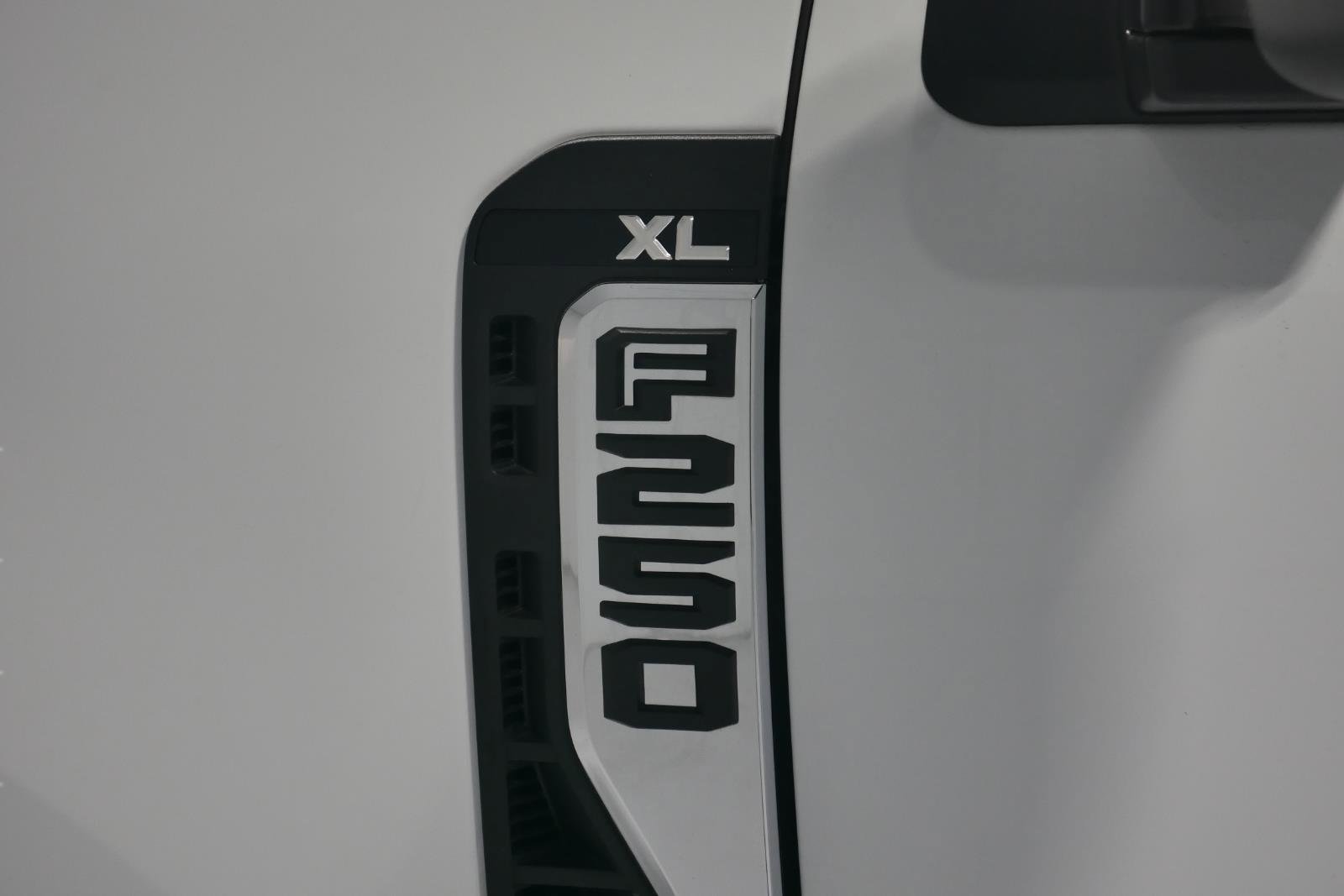 New 2025 Ford F250 XL w/ XL Chrome Package image 69