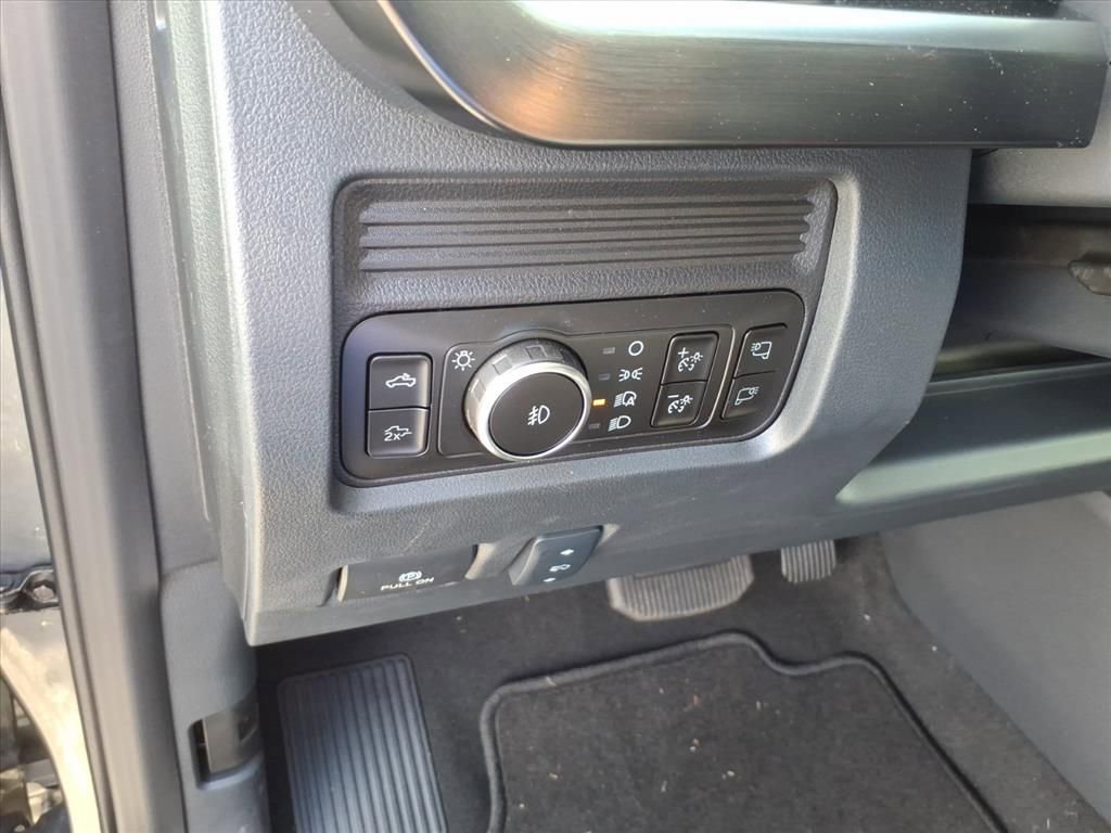 New 2026 Ford F350 Lariat w/ FX4 Off-Road Package image 10