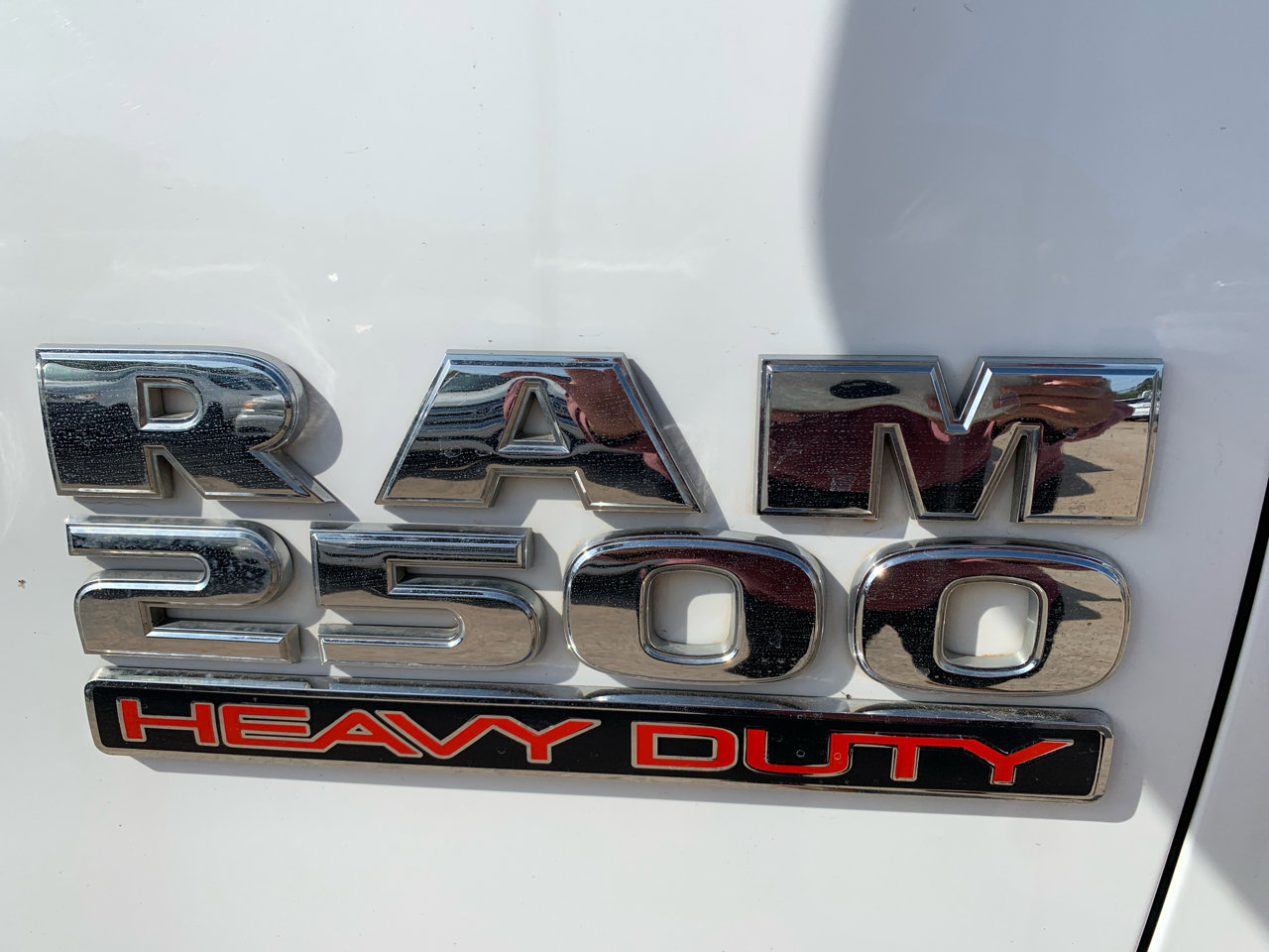 Used 2018 RAM 2500 SLT w/ Luxury Group image 11