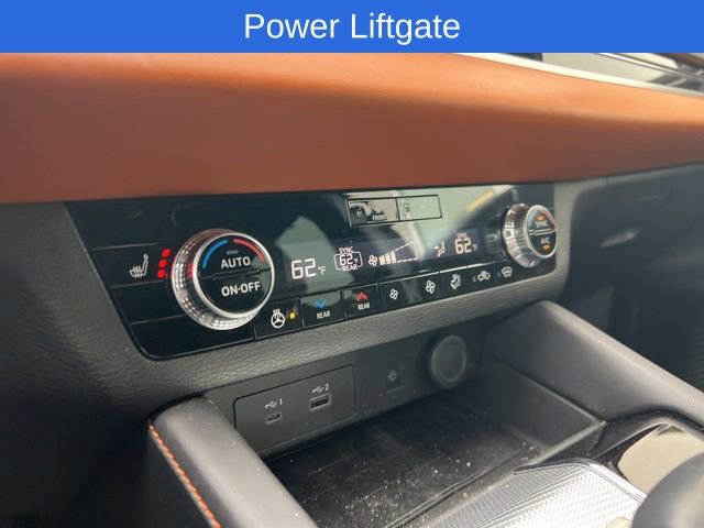 Used 2023 Mitsubishi Outlander SEL 40th Anniversary image 11