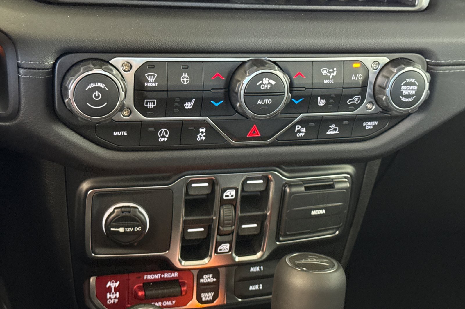 New 2026 Jeep Gladiator Rubicon AWD/4WD image 17