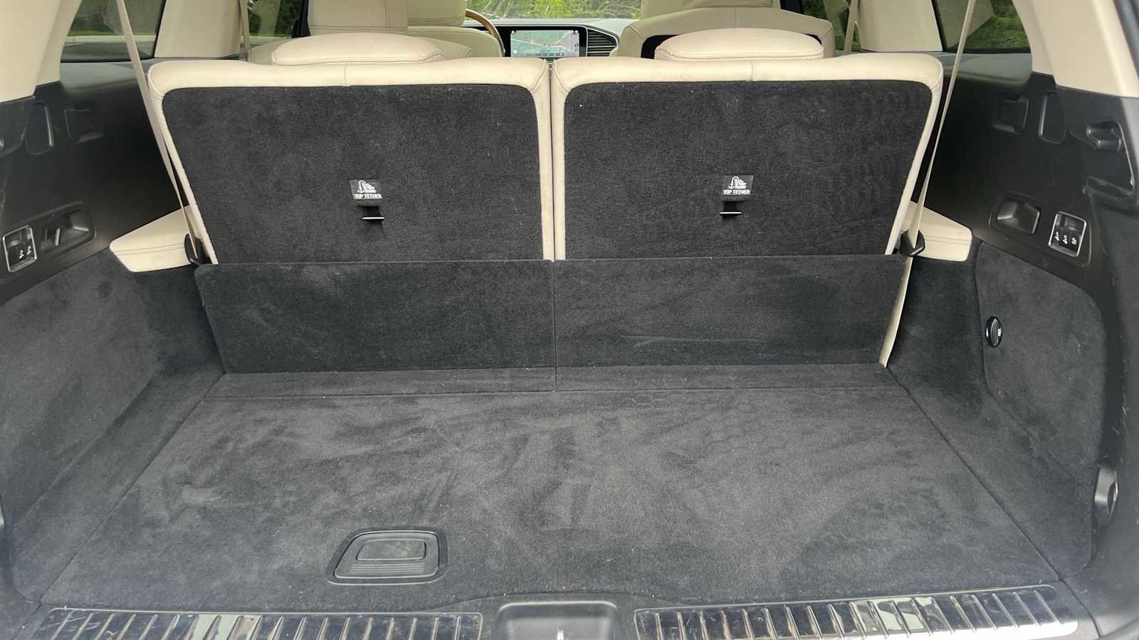 Used 2022 Mercedes-Benz GLS 450 4MATIC image 41
