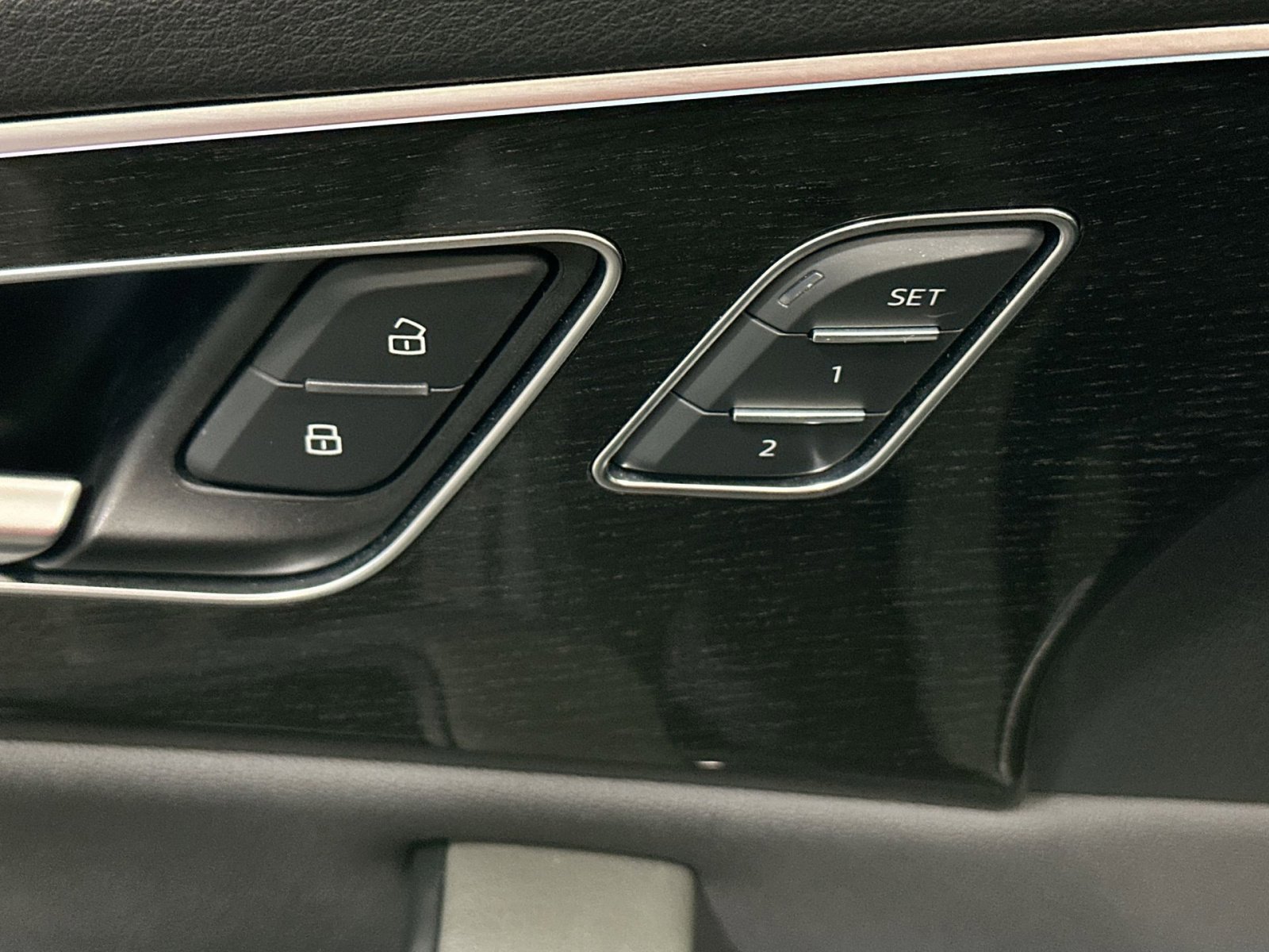 Used 2019 Audi Q8 Premium Plus image 17