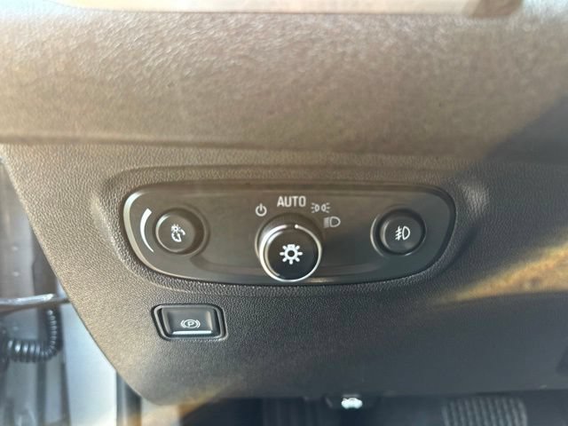 Used 2023 GMC Terrain SLT AWD/4WD image 34