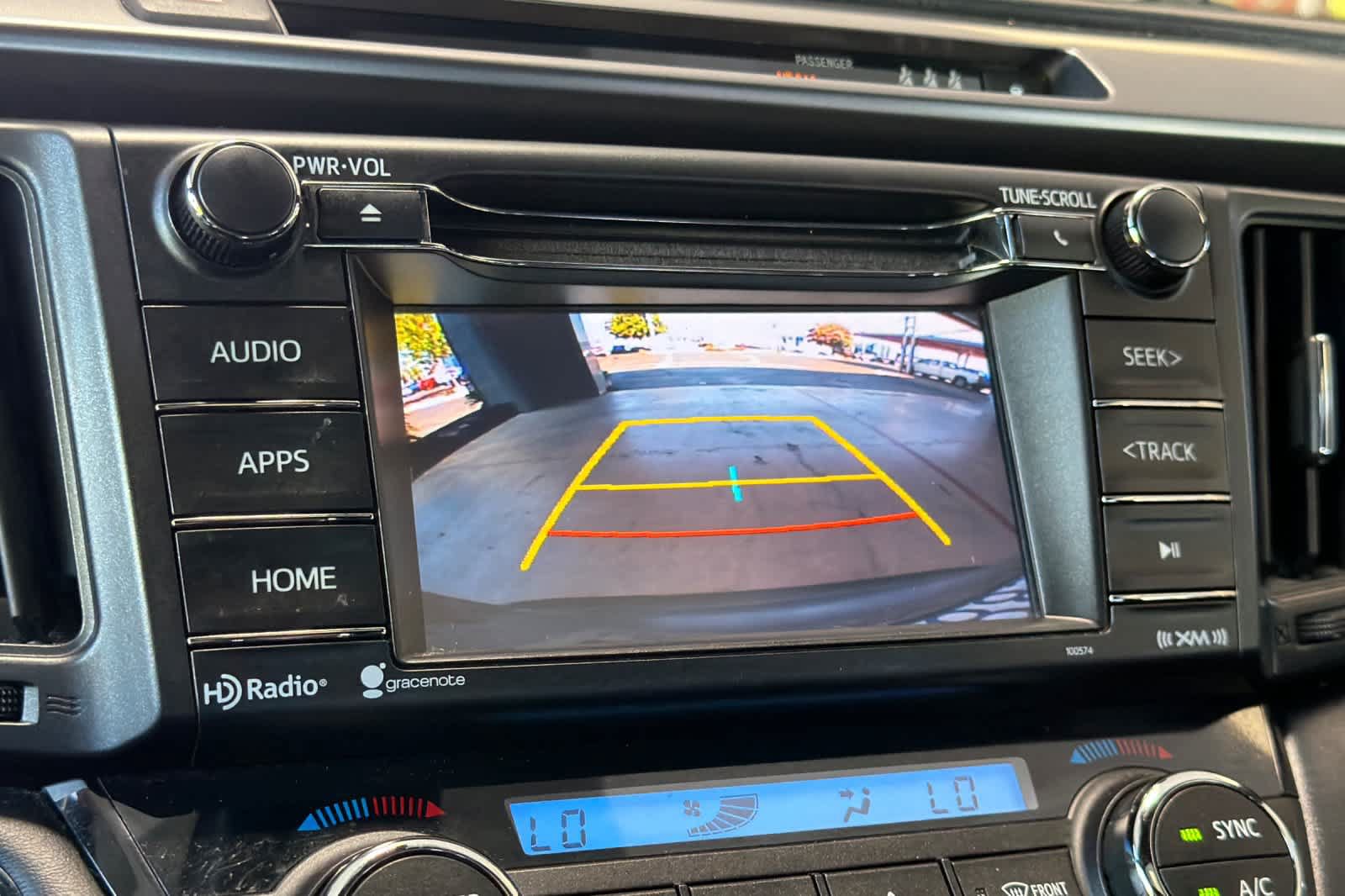 Used 2018 Toyota RAV4 SE w/ Power Extra Value Package FWD image 20