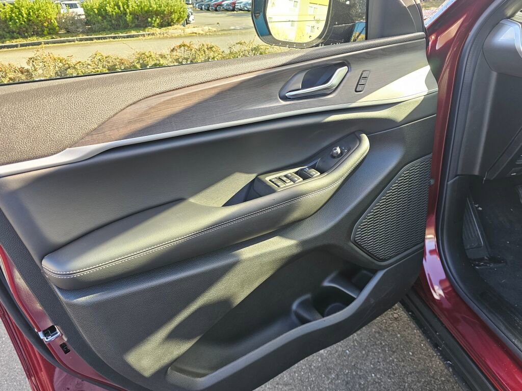 New 2025 Jeep Grand Cherokee Limited image 18