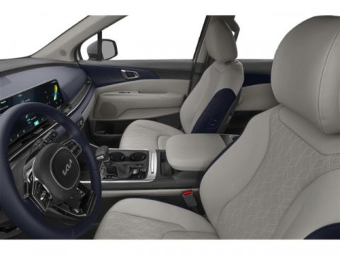 Used 2025 Kia Carnival EX FWD image 11