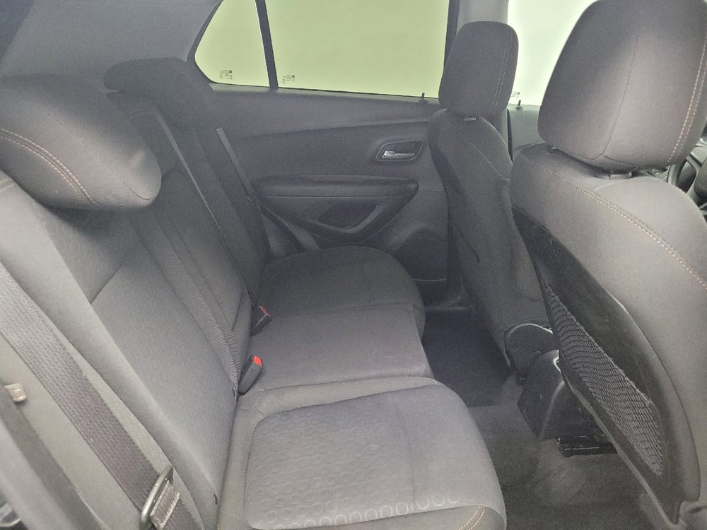 Used 2020 Chevrolet Trax LS image 19