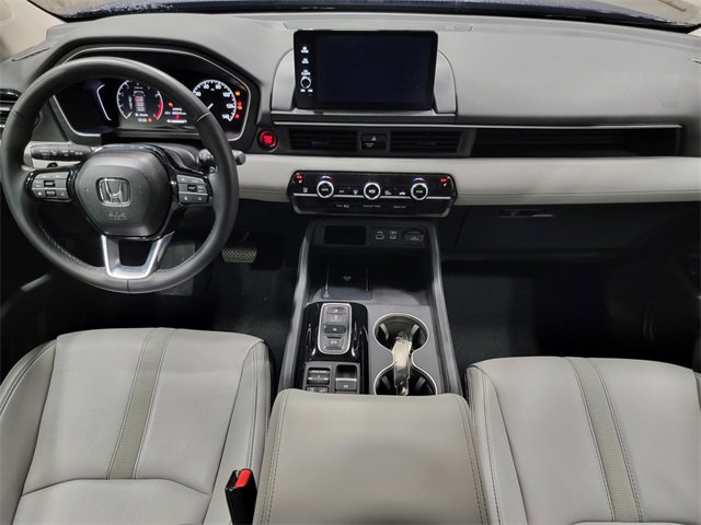 Used 2025 Honda Pilot EX-L image 18