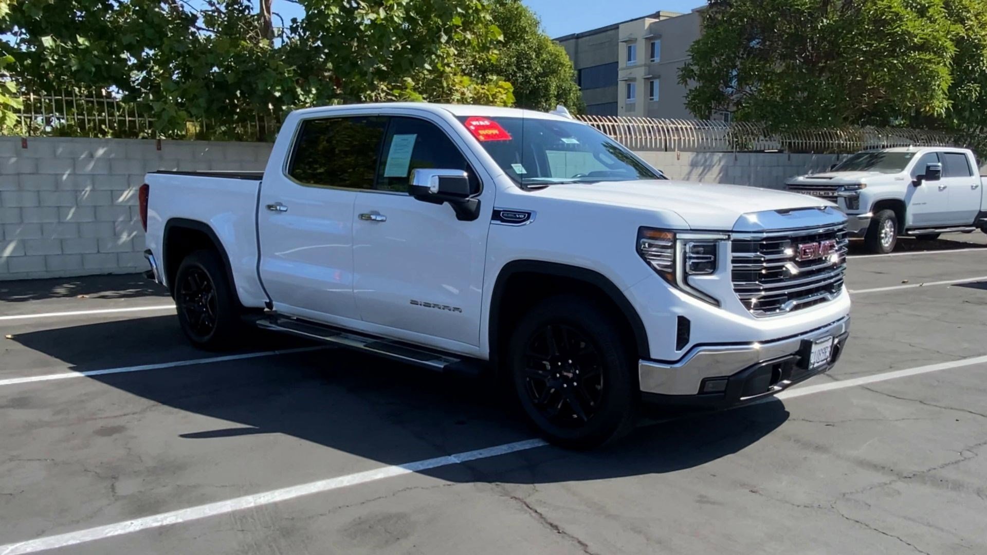 Certified 2022 GMC Sierra 1500 SLT w/ SLT Premium Package image 3