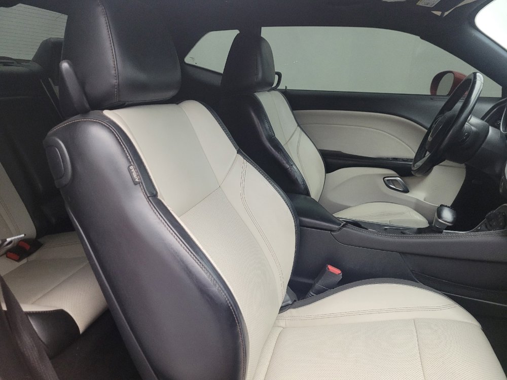 Used 2018 Dodge Challenger SXT Plus RWD image 21
