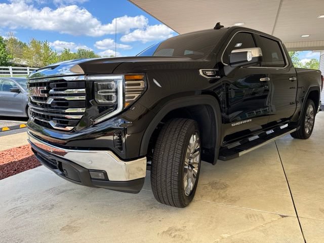 Used 2026 GMC Sierra 1500 SLT w/ SLT Premium Plus Package AWD/4WD image 10