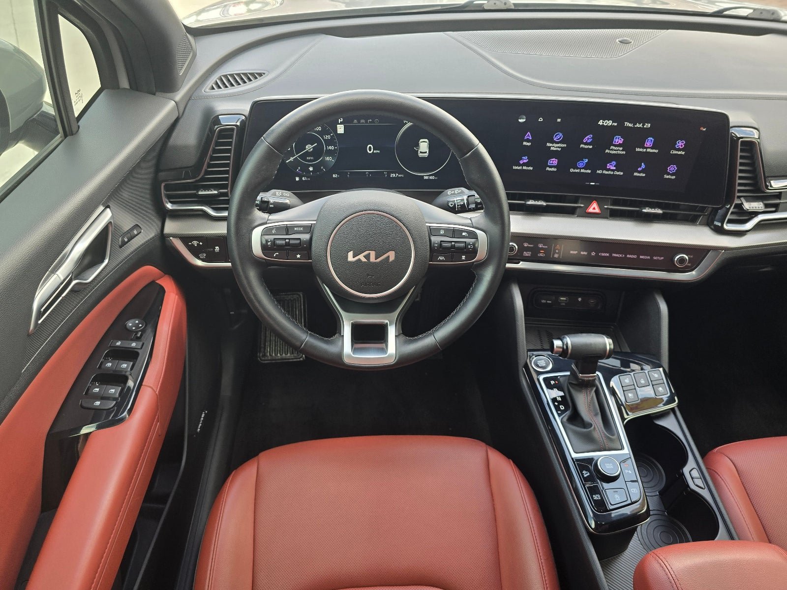 Used 2024 Kia Sportage SX FWD image 12