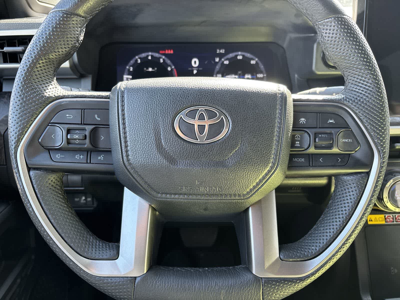 Used 2024 Toyota Tacoma Limited w/ Limited Package (LT) AWD/4WD image 9