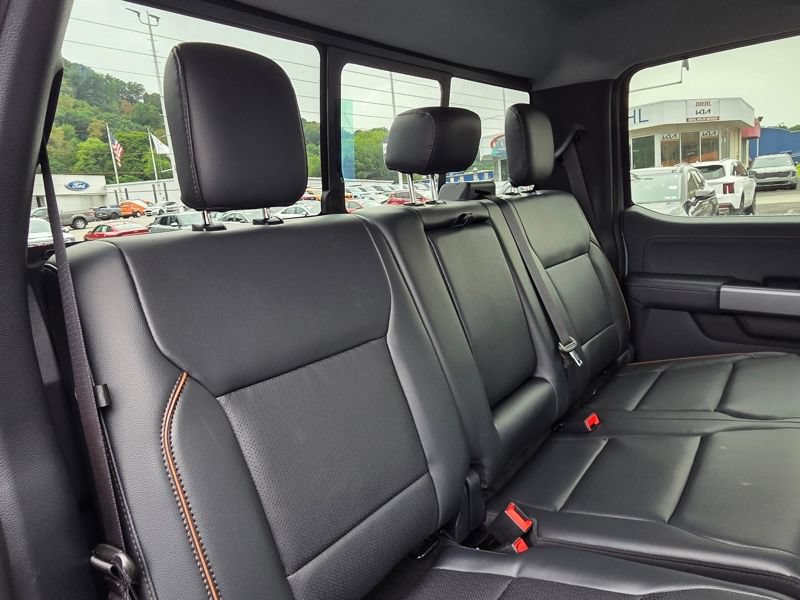 New 2026 Ford F250 Lariat w/ Black Appearance Package AWD/4WD image 22