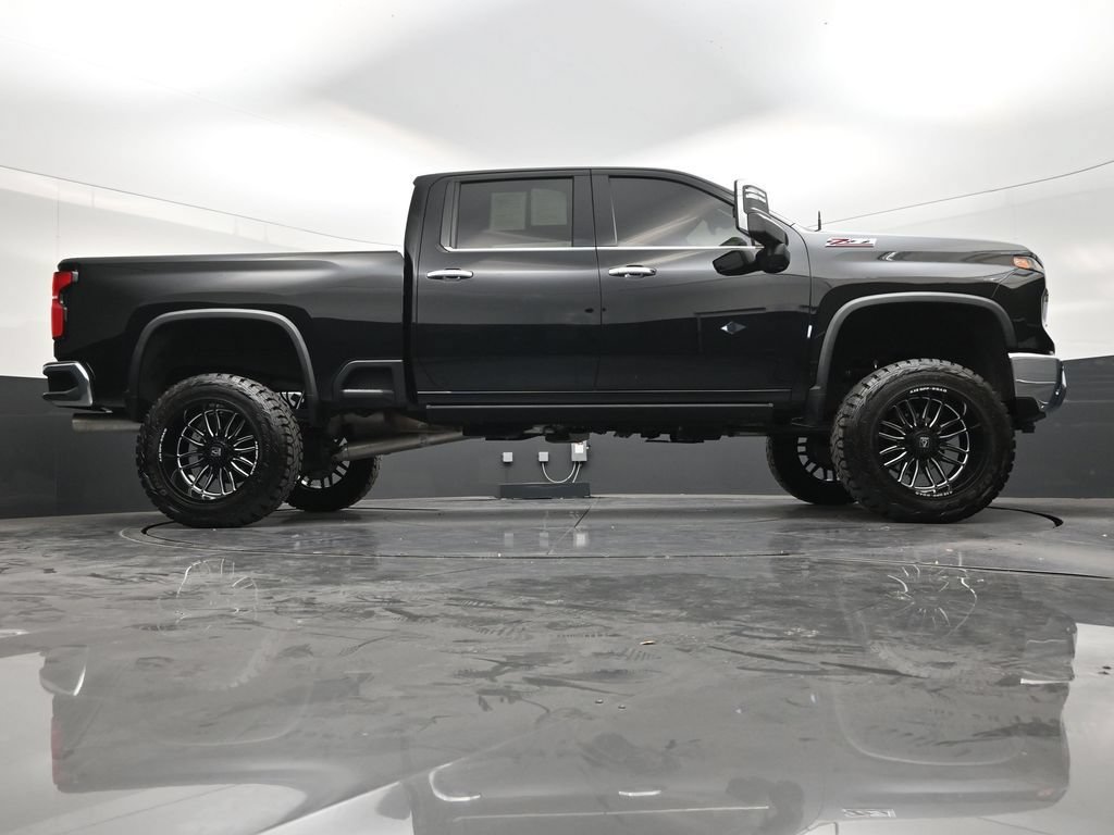Used 2024 Chevrolet Silverado 2500 LTZ w/ LTZ Plus Package AWD/4WD image 26