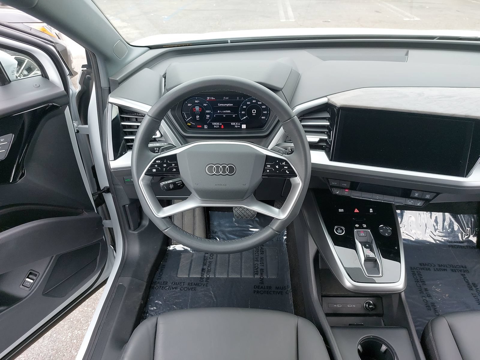 Used 2025 Audi Q4 e-tron Premium w/ Convenience Package AWD/4WD image 16