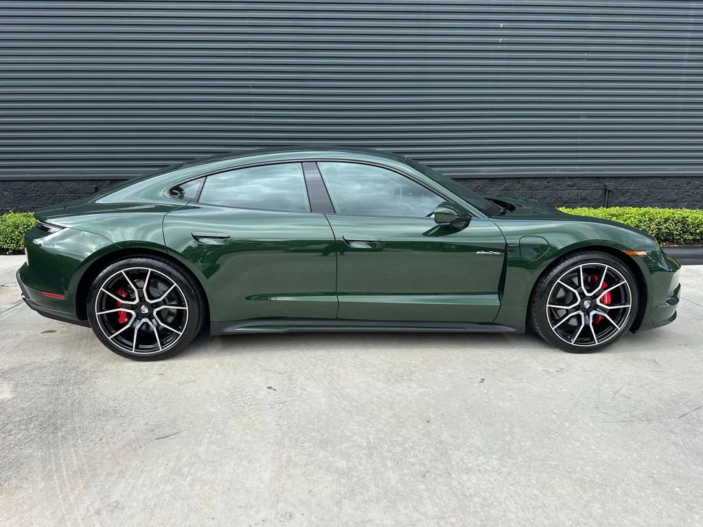 Used 2025 Porsche Taycan 4S image 10