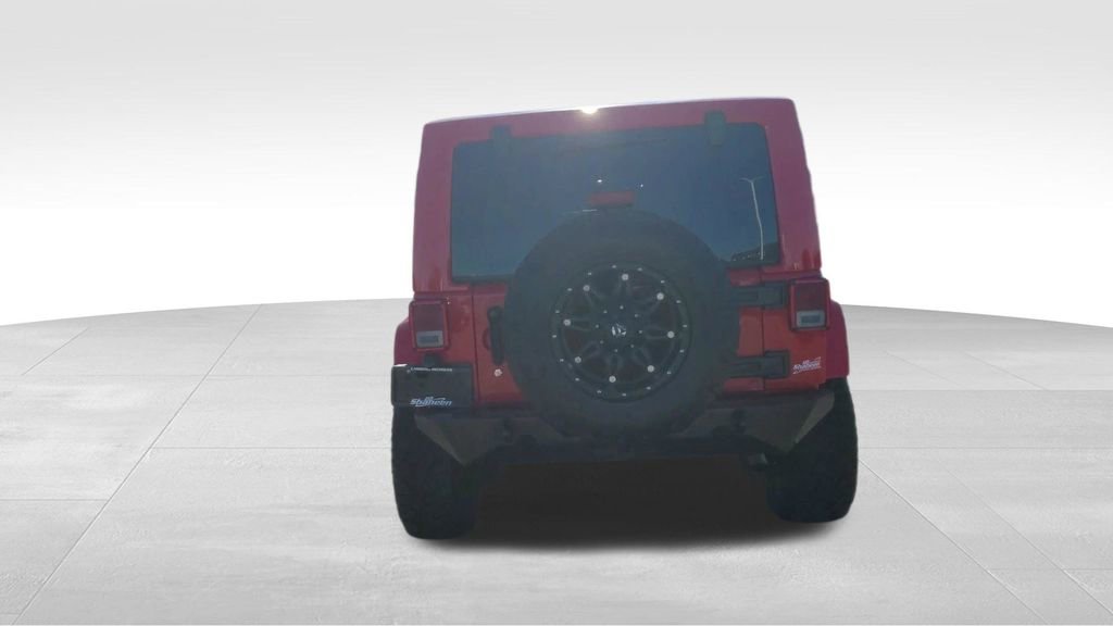 Used 2015 Jeep Wrangler Unlimited Sahara w/ Connectivity Group image 7