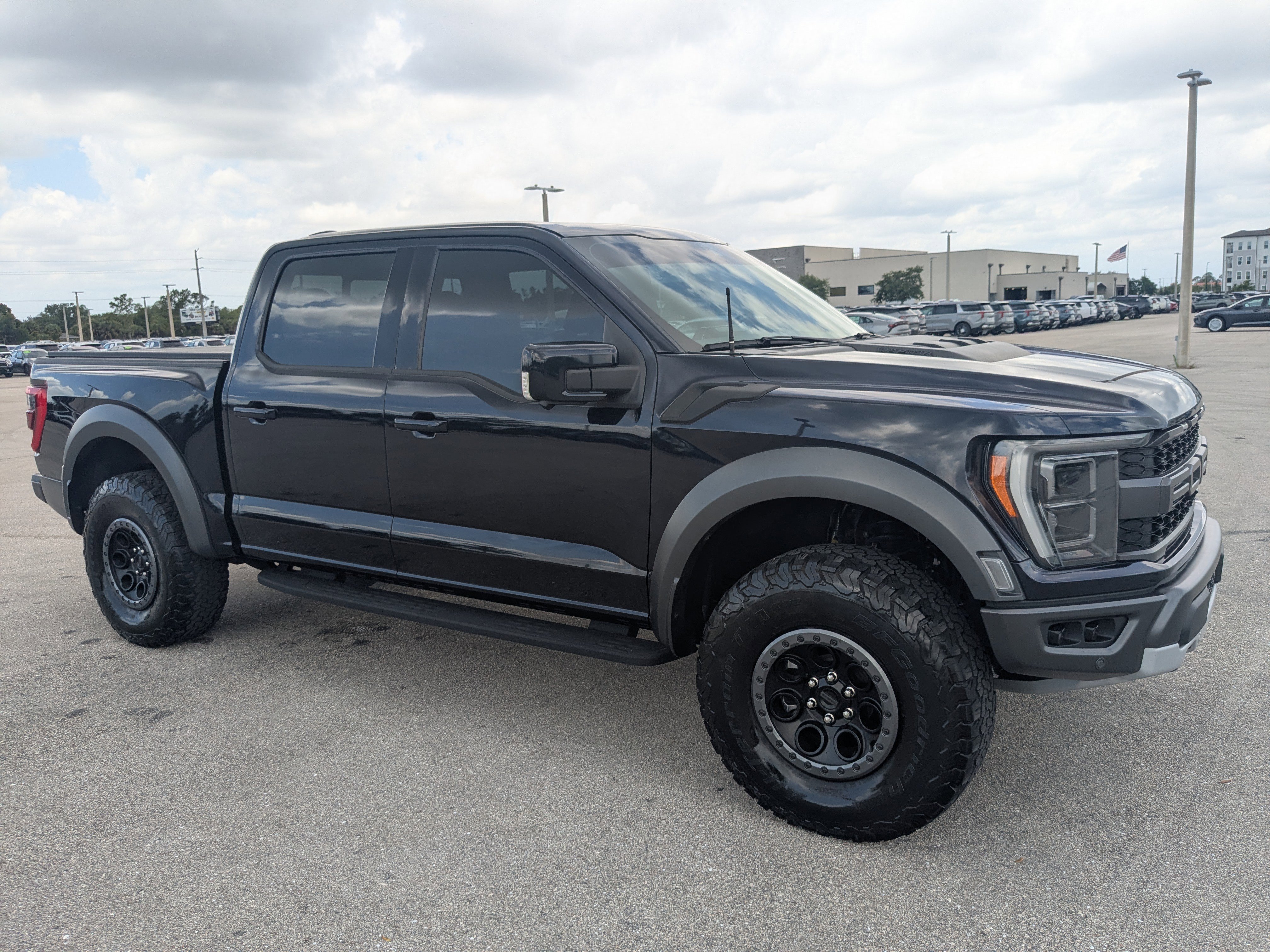 Used 2021 Ford F150 Raptor w/ Raptor 37 Performance Package AWD/4WD image 2