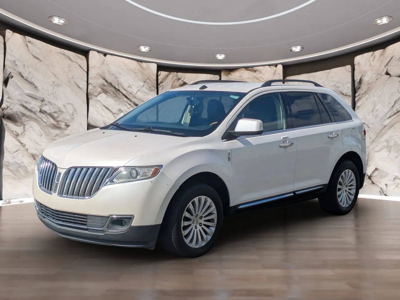 Used 2011 Lincoln MKX 2WD w/ Wood Pkg