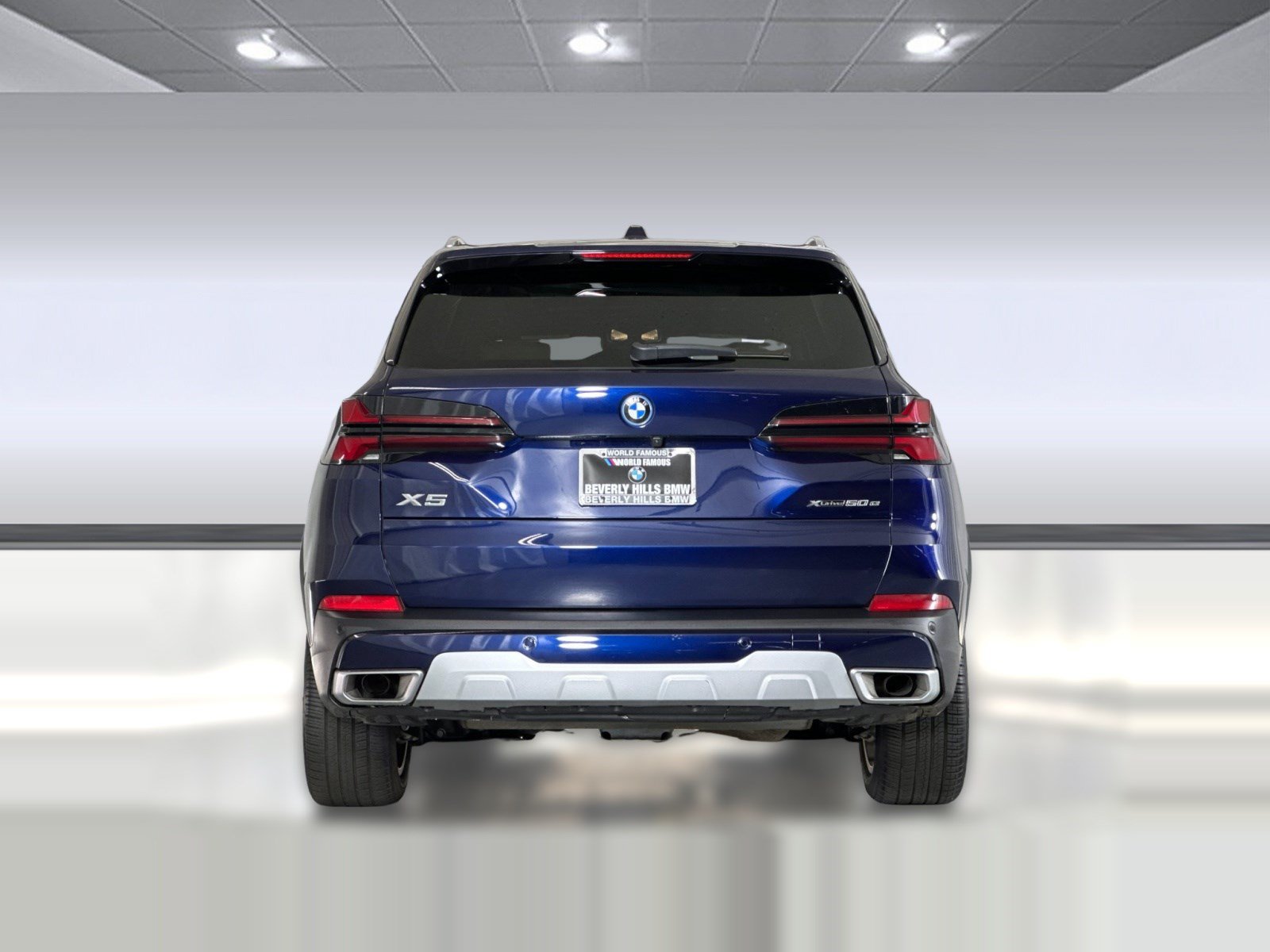 Used 2024 BMW X5 xDrive50e w/ Premium Package AWD/4WD image 9