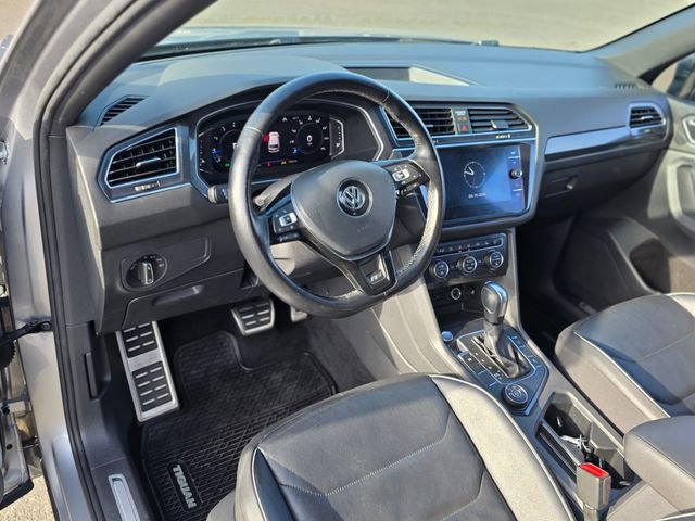 Used 2020 Volkswagen Tiguan SEL Premium R-Line AWD/4WD image 24