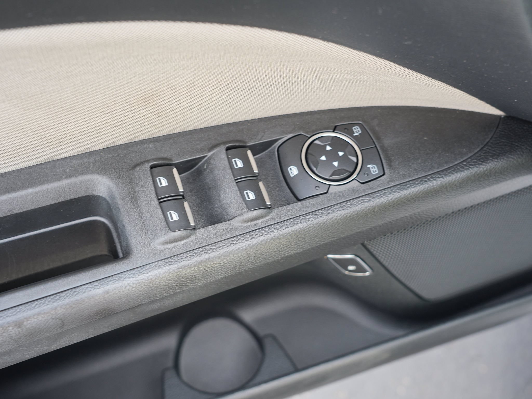 Used 2017 Ford Fusion S FWD image 17