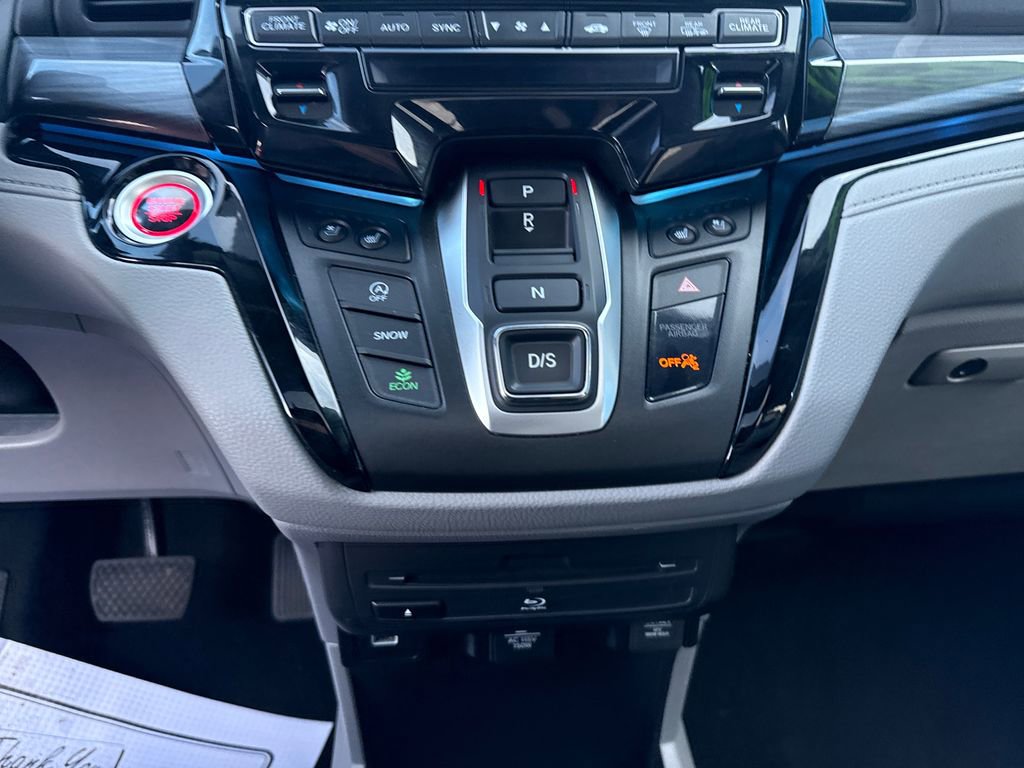 Used 2024 Honda Odyssey Elite image 21