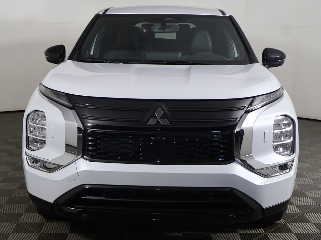 New 2026 Mitsubishi Outlander LE AWD/4WD image 13