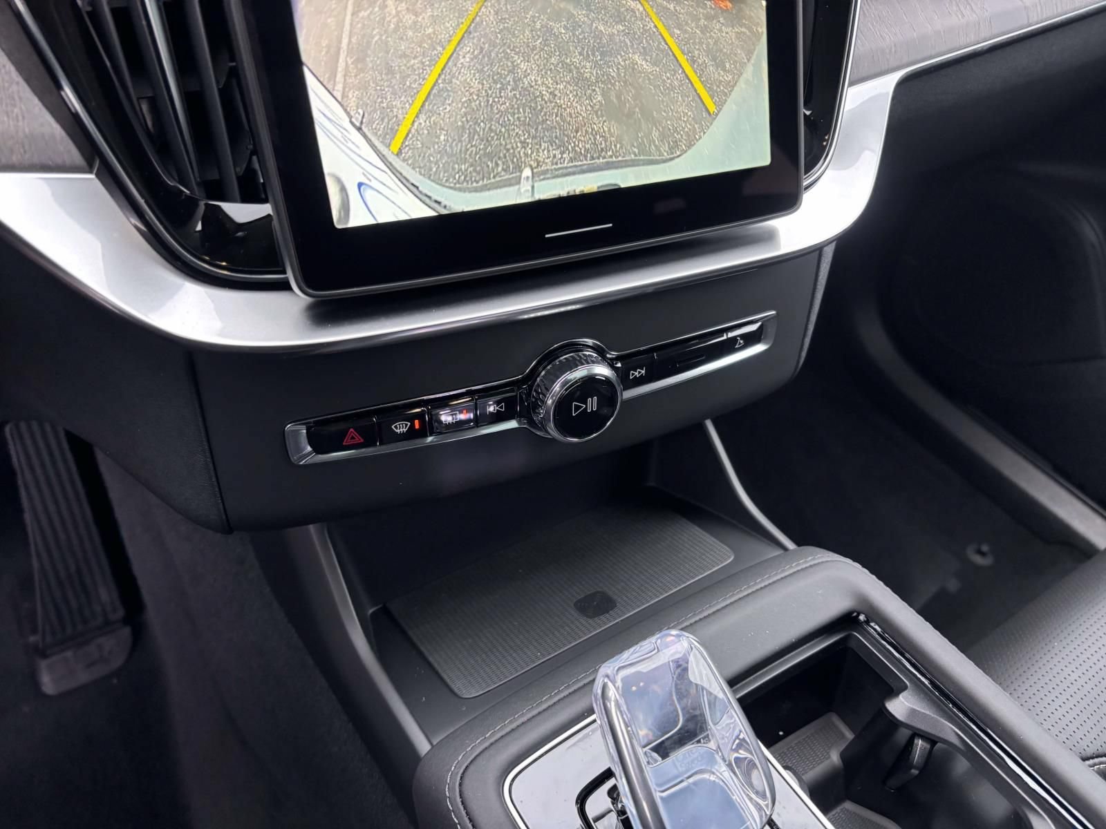 New 2026 Volvo XC90 B6 Ultra w/ Protection Package AWD/4WD image 22