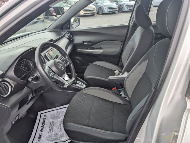 Certified 2020 Nissan Kicks SV FWD image 13