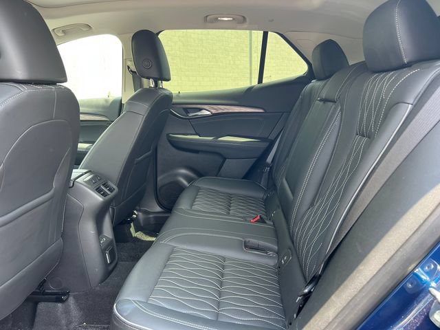 Used 2022 Buick Envision Avenir w/ Technology Package II AWD/4WD image 4