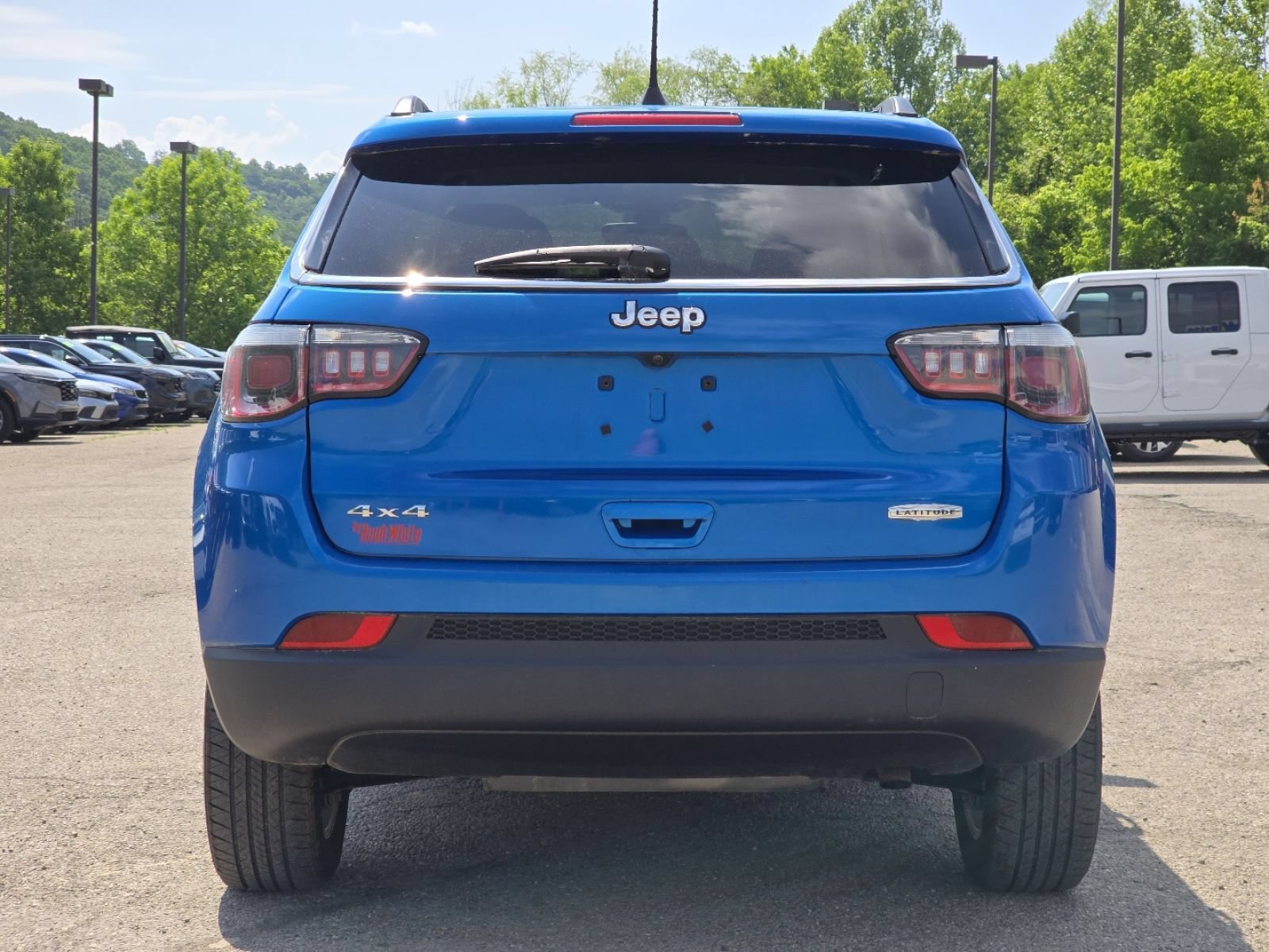 Used 2020 Jeep Compass Latitude w/ Cold Weather Group AWD/4WD image 15