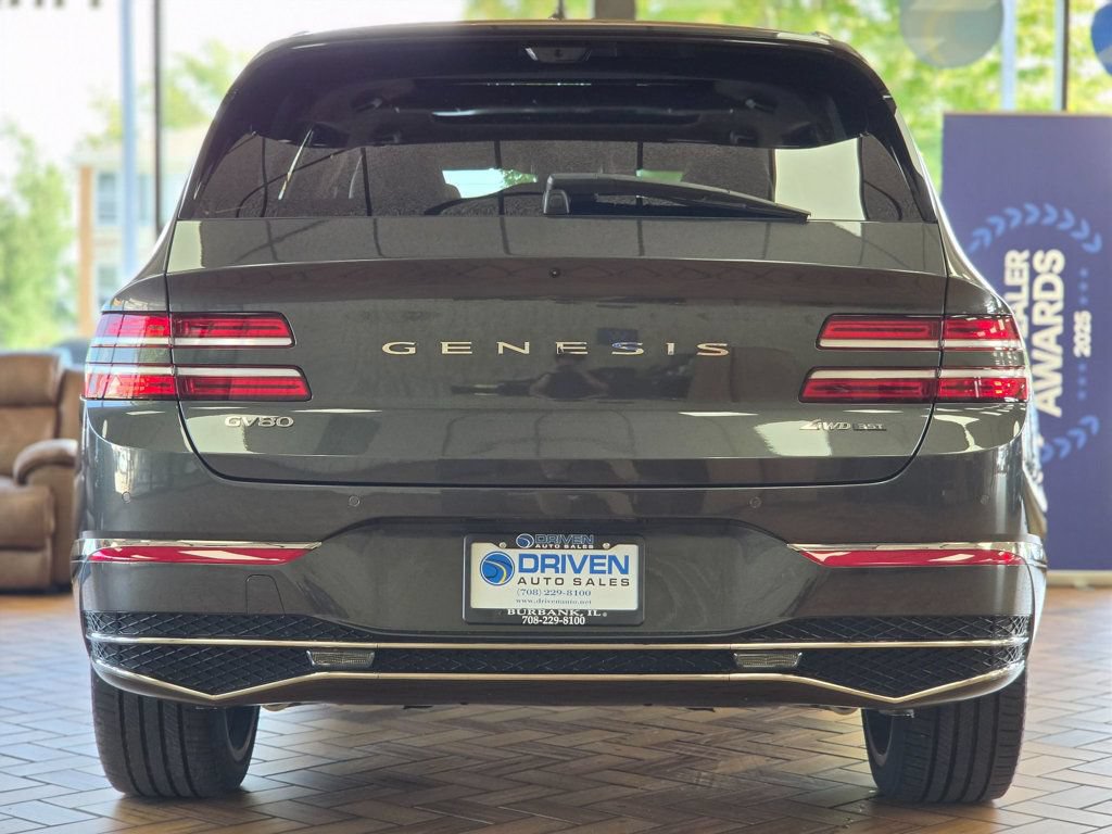 Used 2025 Genesis GV80 3.5T Prestige AWD/4WD image 10