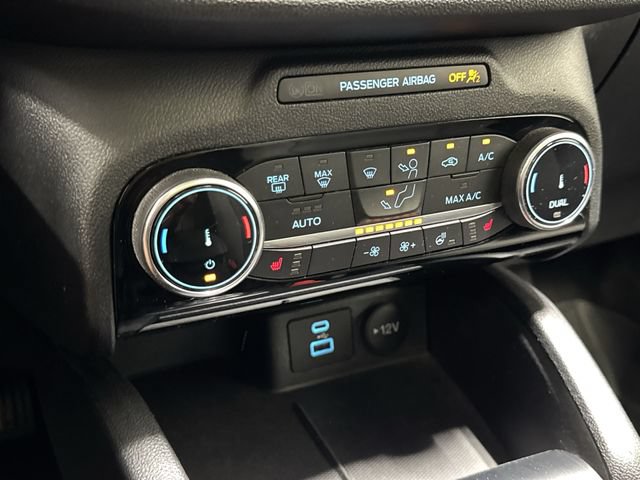 Used 2022 Ford Escape SE w/ SE Sport Appearance Package FWD image 21