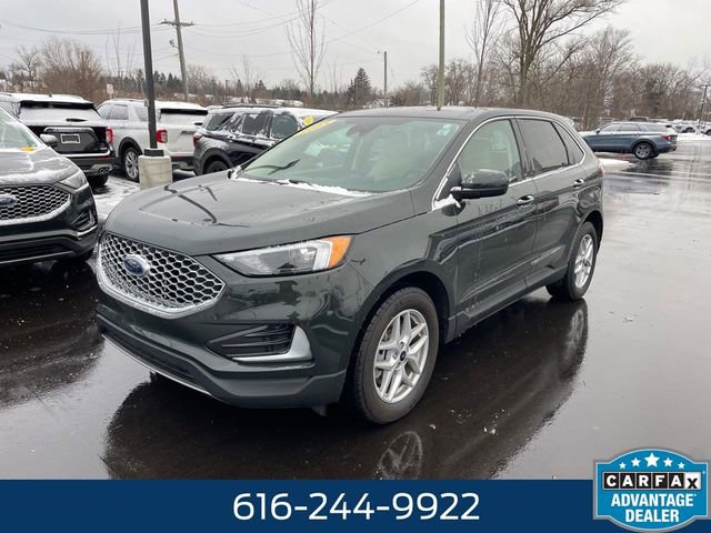 Used 2023 Ford Edge SEL image 2