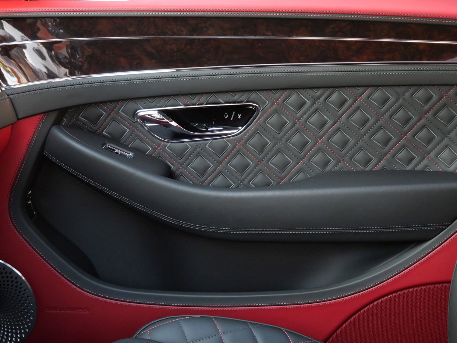 Used 2020 Bentley Continental GT image 16