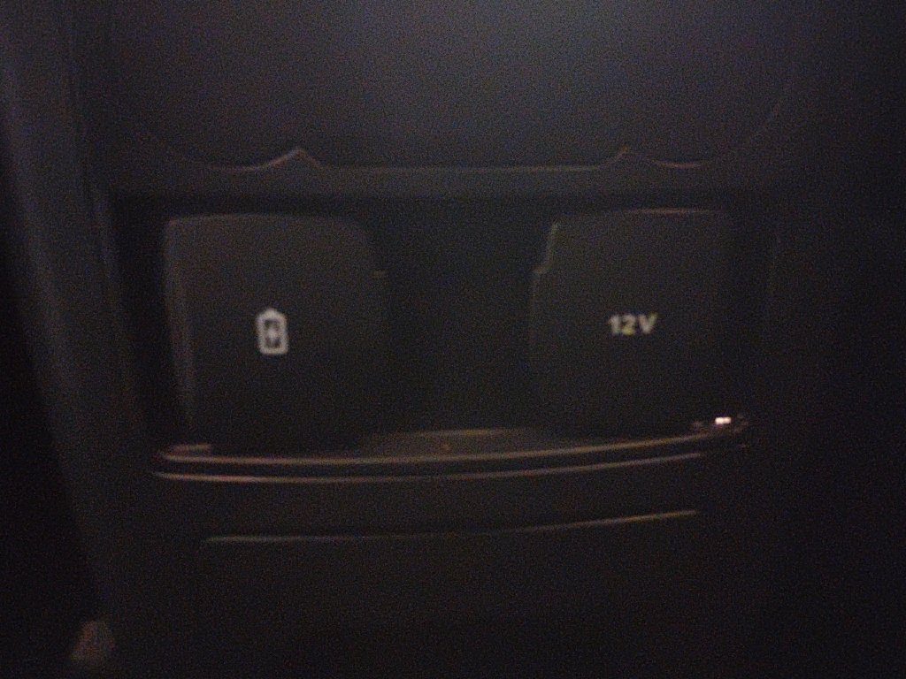 Used 2024 Ford Explorer XLT w/ Equipment Group 202A image 20