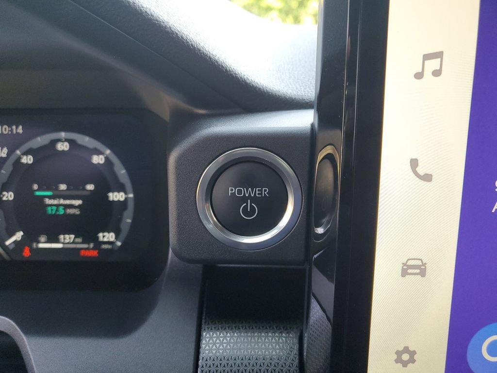 Used 2026 Toyota 4Runner Limited AWD/4WD image 32
