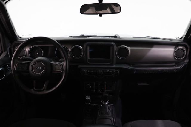 Used 2023 Jeep Wrangler Unlimited w/ Cold Weather Group image 13