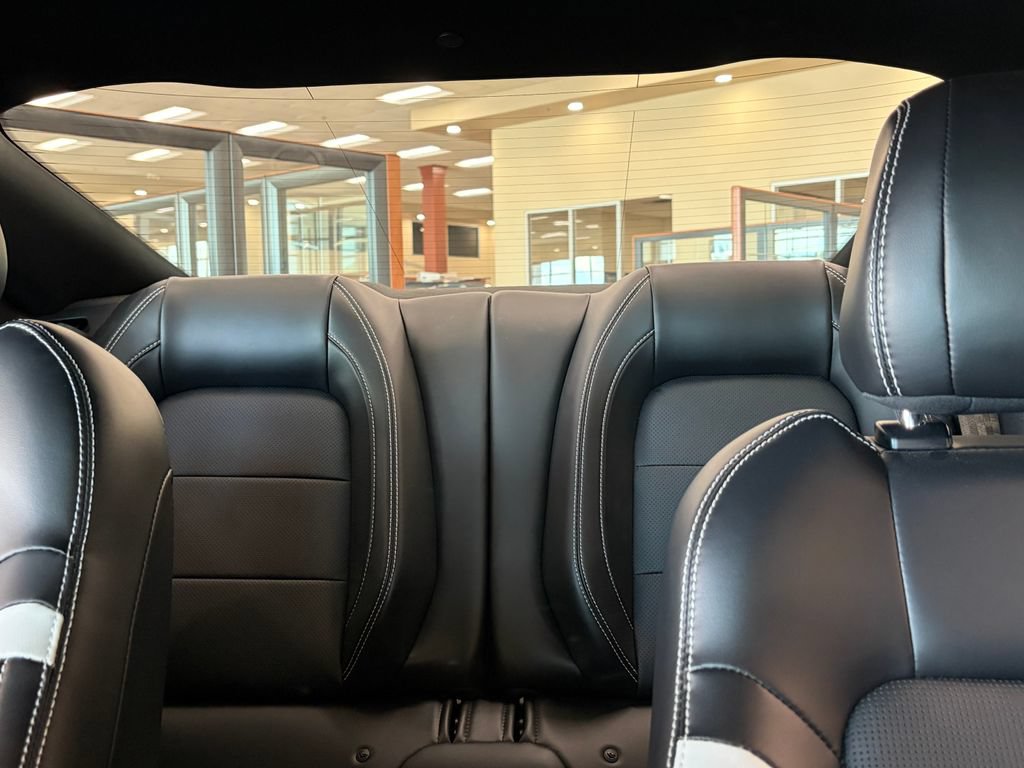 Used 2020 Ford Mustang Shelby GT500 w/ Technology Package RWD image 35