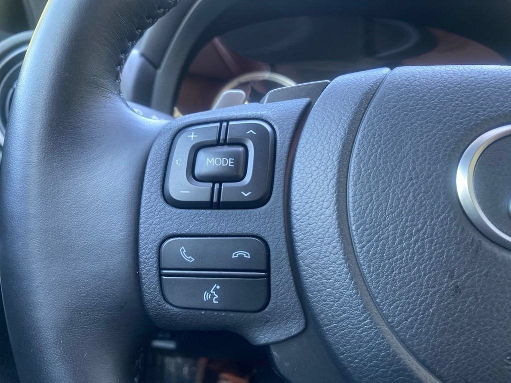 Used 2024 Lexus IS 350 F Sport RWD image 18