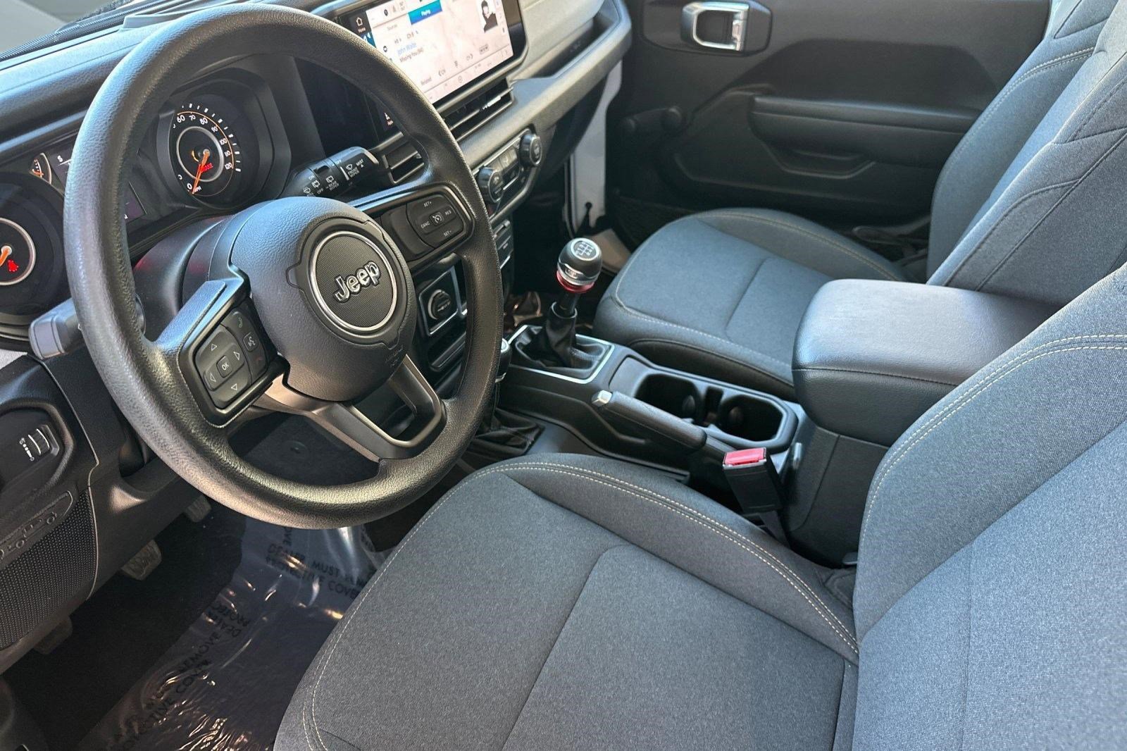 Used 2024 Jeep Wrangler Sport AWD/4WD image 4