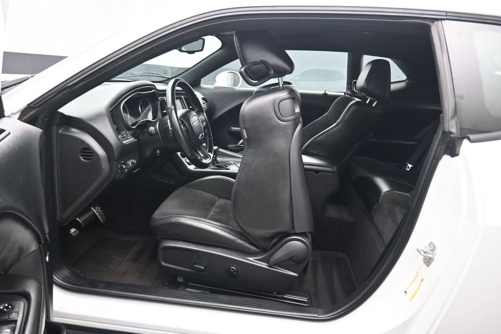 Used 2019 Dodge Challenger GT w/ Plus Package RWD image 29