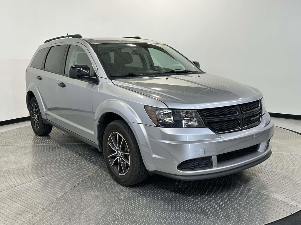 Used 2018 Dodge Journey SE w/ Blacktop Package video 1