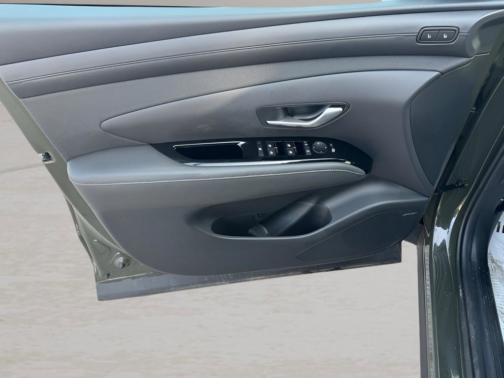 Certified 2026 Hyundai Santa Cruz Limited AWD/4WD image 16