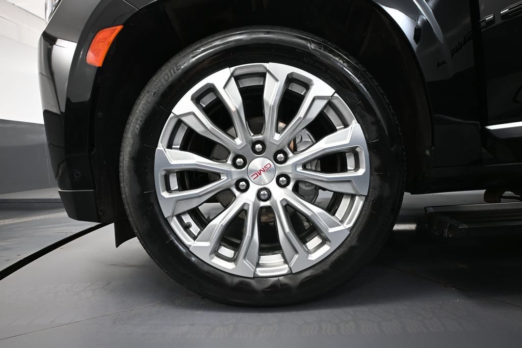 Used 2024 GMC Yukon Denali w/ Denali Reserve Package AWD/4WD image 13