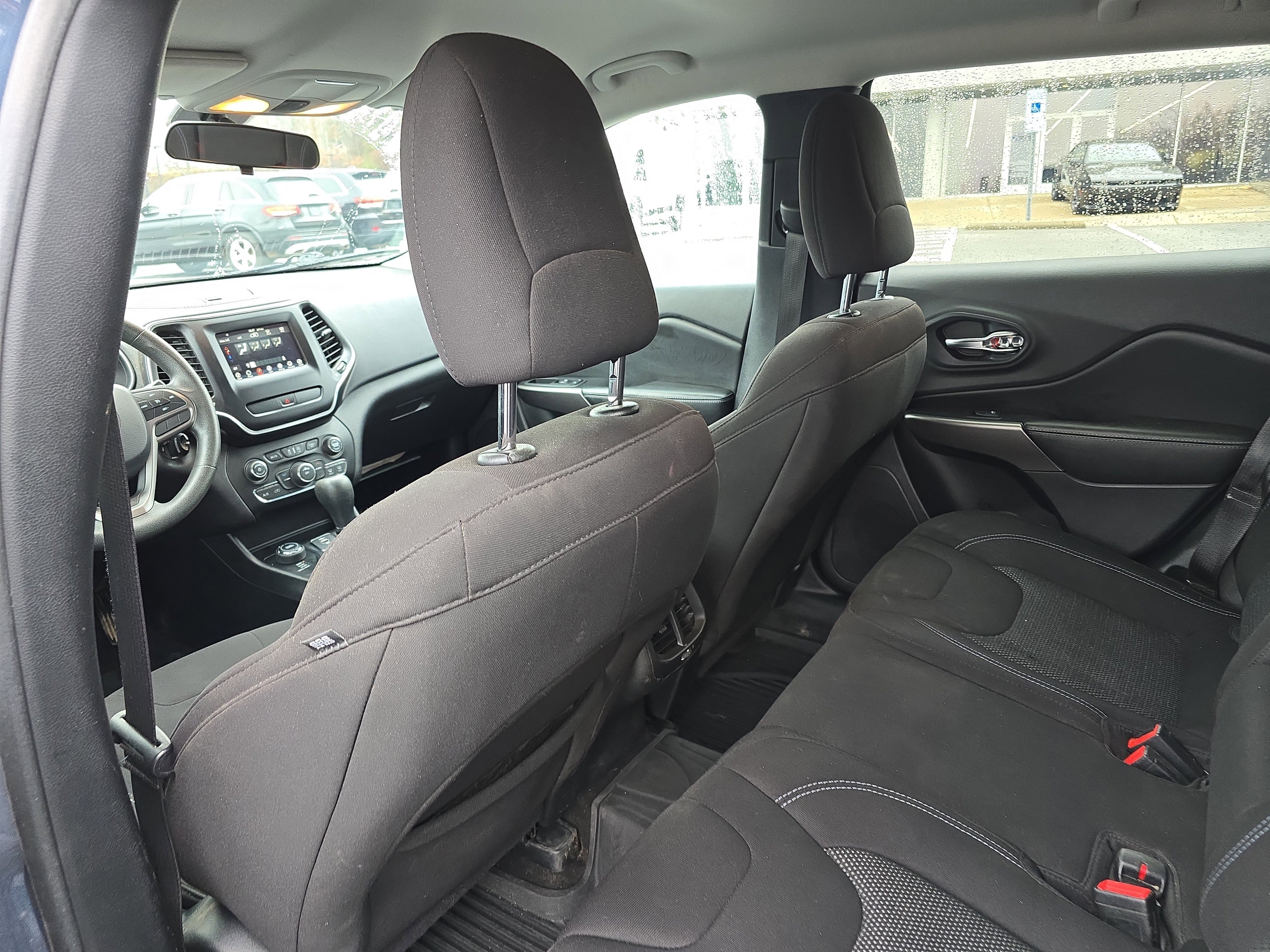 Used 2020 Jeep Cherokee Latitude image 17